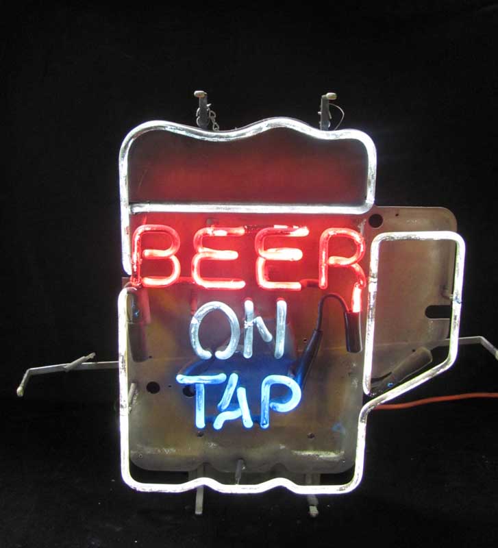 BEER ON TAP in NEONS/LIGHT UP SIGNS > BAR/SPORT NEONS