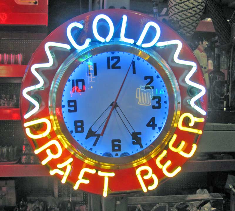 COLD DRAFT BEER in NEON CLOCKS