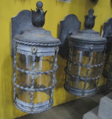 *WICKER SHADE SCONCE