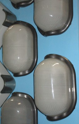 BRUSHED ALUM. & FROSTED GLASS