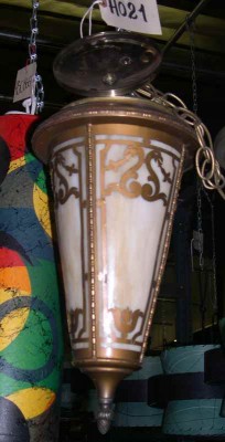 PENDANT LIGHT