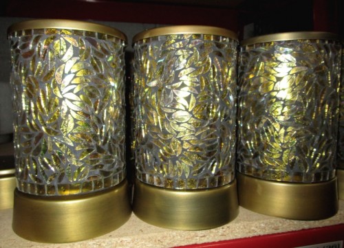 *GOLD LEAF CYLINDER SHADE-BATTERY