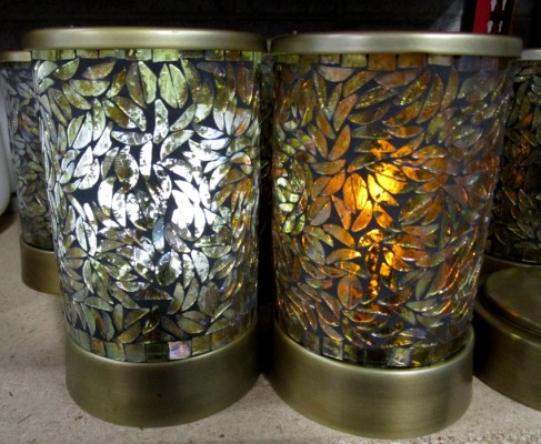 *GOLD LEAF CYLINDER SHADE-BATTERY
