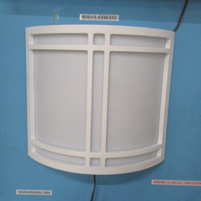 WHITE L.E.D. SCONCE