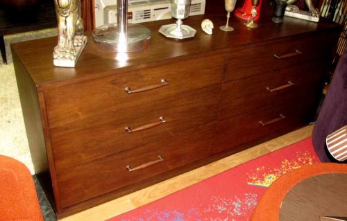 DARK WOOD BUFFET/DRESSER