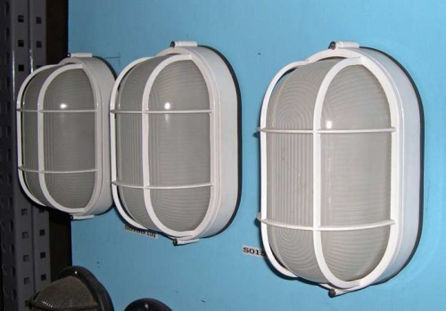 INDUSTRIAL SCONCE