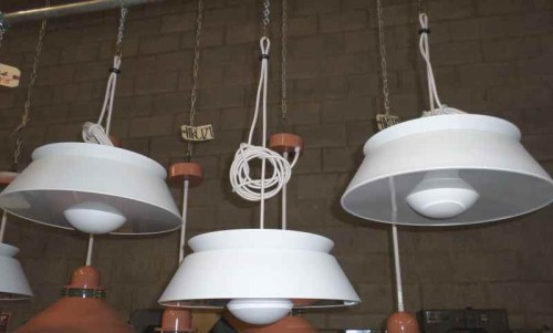 MODERN HANGING LIGHTS