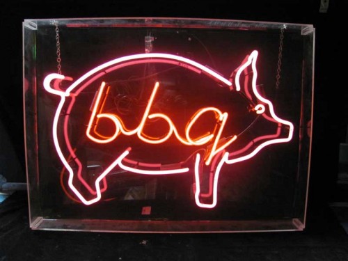BBQ PIG NEON