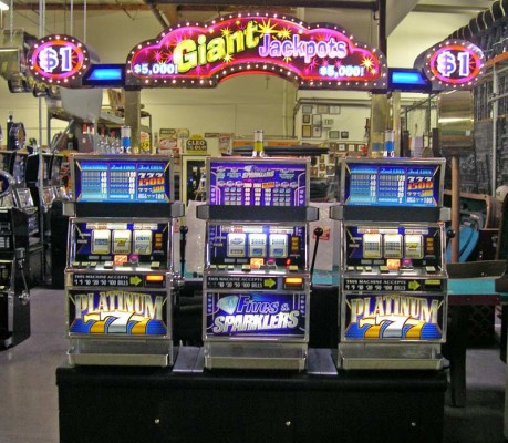 *GIANT JACKPOTS CASINO SIGN