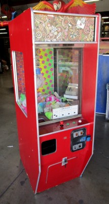 MODERN PRIZE/CLAW MACHINE