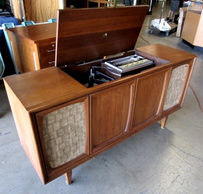 RCA VICTOR CONSOLE