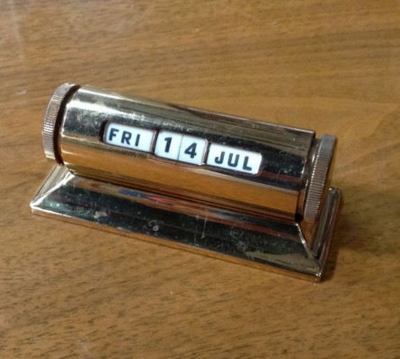 DESK CALENDAR 
