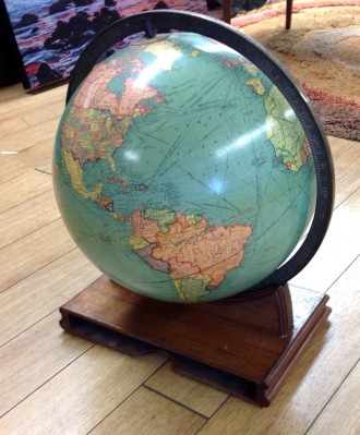WORLD GLOBE