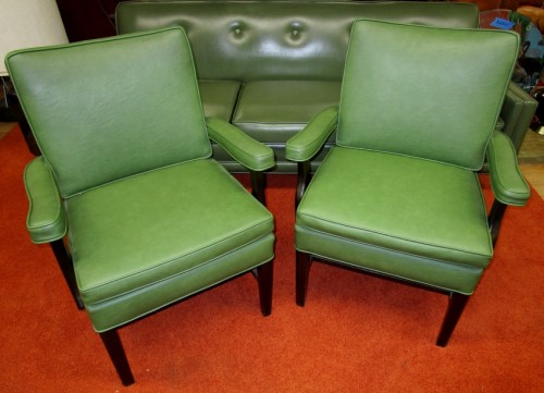 GREEN VINYL CHAIR