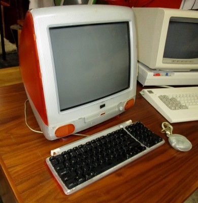 APPLE COMPUTER