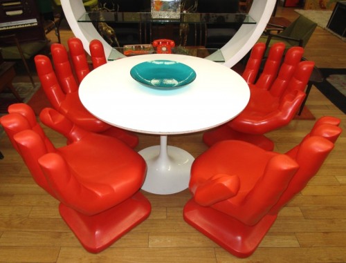HAND CHAIRS W/SAARINEN TABLE