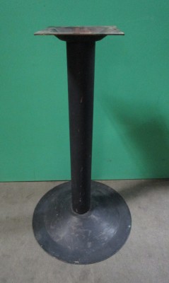 BLACK METAL BASE