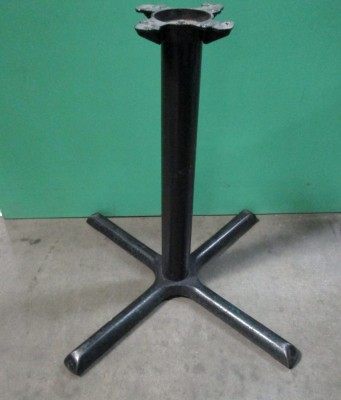 BLACK METAL BASE