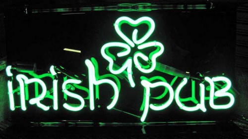 IRISH PUB