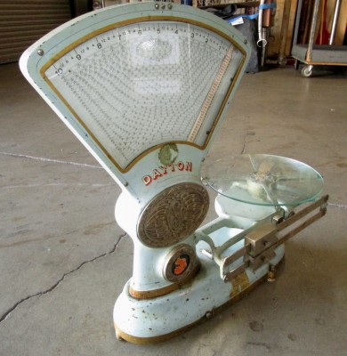VINTAGE SCALE