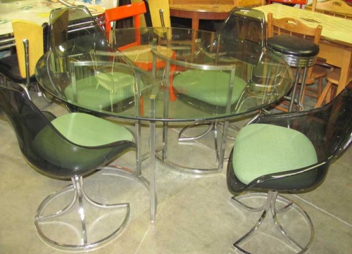 SMOKED GLASS DINETTE