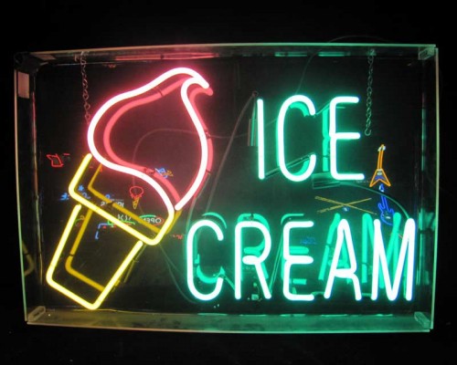 ICE CREAM NEON