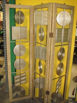 GOLD ROOM DIVIDER