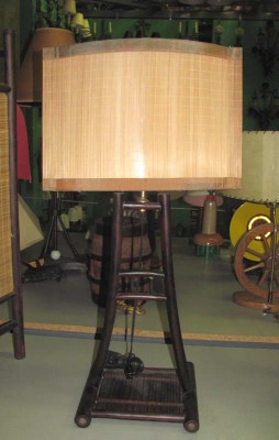TROPICAL LAMP
