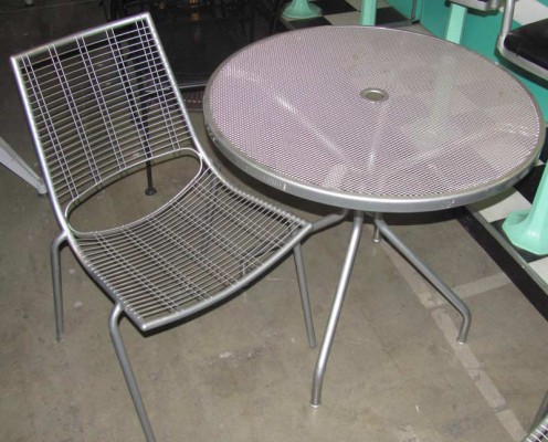 WIRE CHAIRS&TABLES