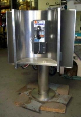 4 WAY PEDESTAL PHONE