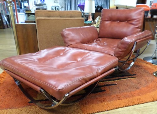 1970`s ITALIAN CLUB CHAIR