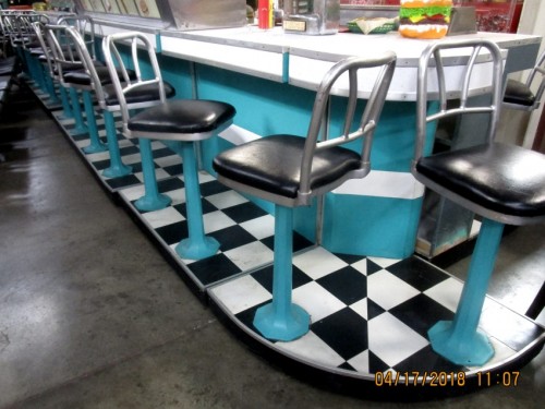TURQUOISE DINER COUNTER