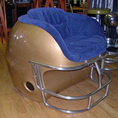 FOOTBALL HELMET CHAIR