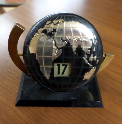 DESK CALENDAR