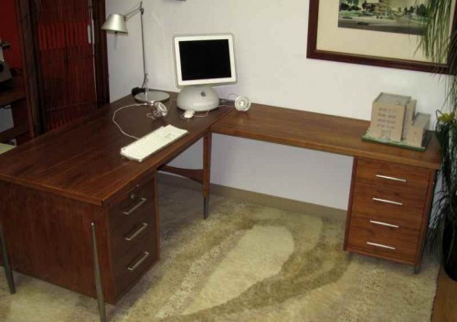 OFFICE DESK