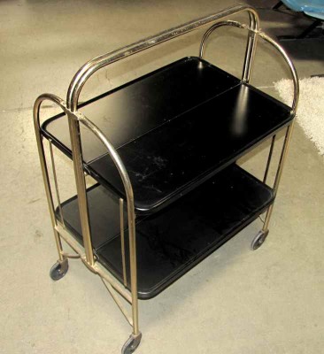SERVING CART