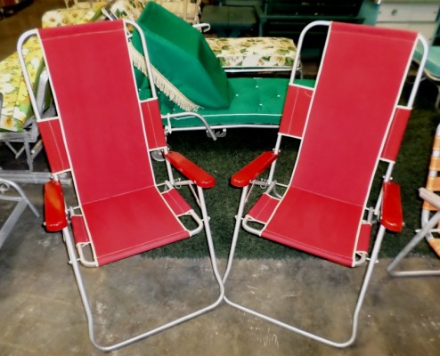 FOLDING LAWN CHAIRS