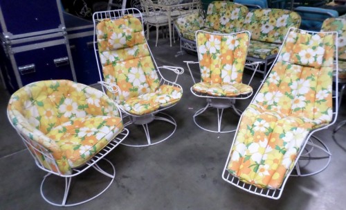PATIO SET