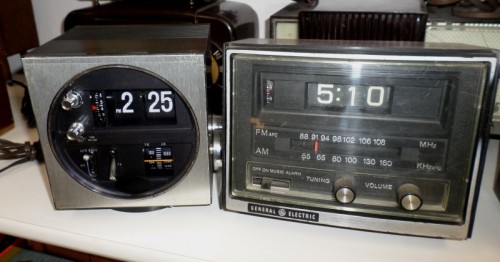 VINTAGE RADIOS