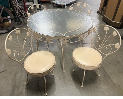 5 PC. ROUND PATIO SET